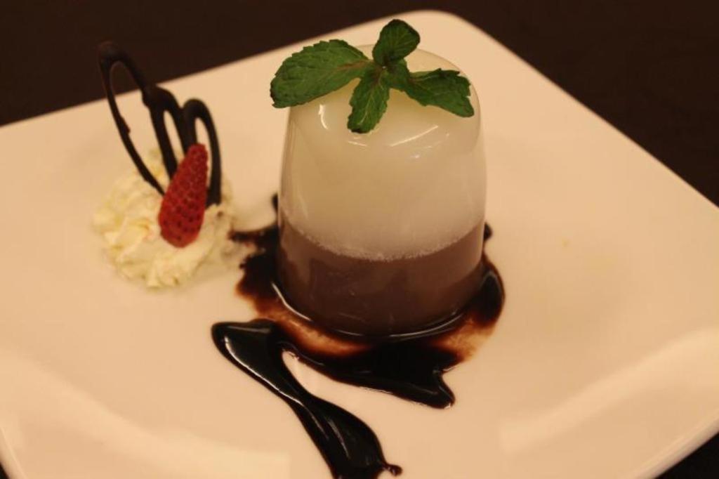Grage Jogja Hotel ยอกยาการ์ตา ภายนอก รูปภาพ