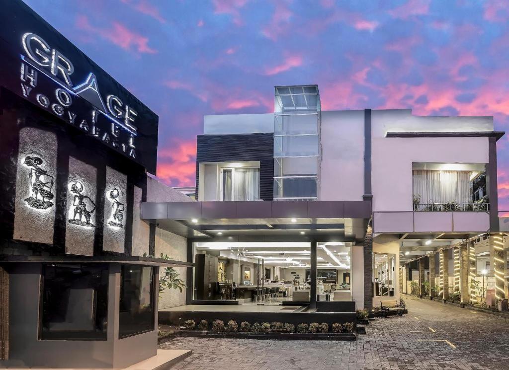 Grage Jogja Hotel ยอกยาการ์ตา ภายนอก รูปภาพ