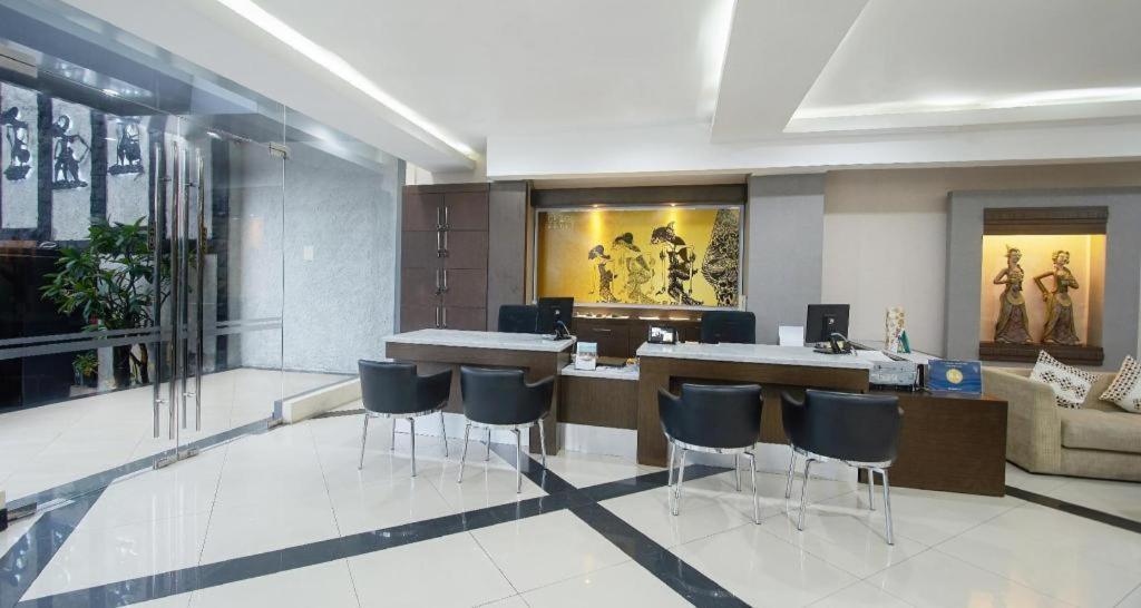 Grage Jogja Hotel ยอกยาการ์ตา ภายนอก รูปภาพ